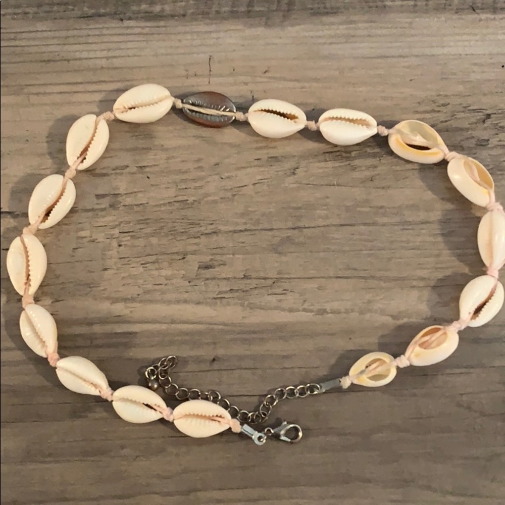Seashell necklace